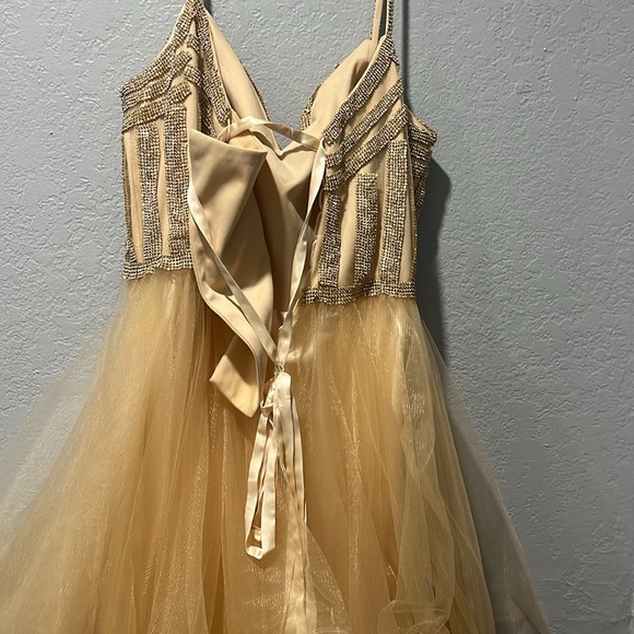 Vestido para fiesta color dorado Sz L - Picture 6 of 7